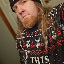 And Christmas is officially done. Next thing ya know it'll be the New Year.  Here's to hoping for a good new year and I hope everyones Christmas was  amazing. Also, featuring the