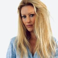 500+ "Nina ??berg" profiles