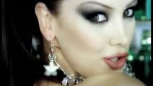 Didem ezgü, ya da tanınan adıyla petek dinçöz (d. Petek Dincoz Watch Music Videos Or Download For Free At More Music Videos