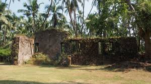 File:Revdanda Fort 03.jpg - Wikimedia ...