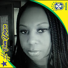 Keyshia Cole's Butt Pads Fall Out Onstage 😅😅