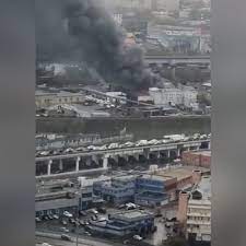 Сильный пожар произошел 19 июня на лужнецкой набережной в москве. Pozhar Proizoshel V Avtoservise V Centre Moskvy Moskva 24 20 04 2021