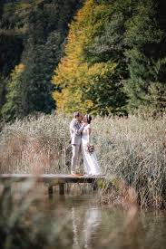 Sie wollen heiraten oder die goldene hochzeit feiern, haben einen runden geburtstag vor sich? Freie Trauung Am Berglsteiner See Manuela Und Benjamin