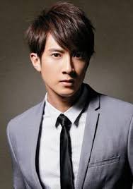 Nam thần Ngô Tôn tiết lộ mặt con trai