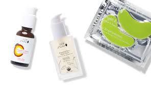 Ein vitamin c mangel beeinflusst eine vielzahl von stoffwechselreaktionen negativ, wie unter anderem den aufbau von bindegewebe, knochen und knorpeln. Bye Winterhaut Mit Naturkosmetik Zu Einem Strahlenden Wachen Teint