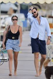 Maria elena boschi giulio berruti. Who Is Maria Elena Boschi Dating Maria Elena Boschi Boyfriend Husband