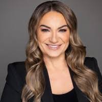 Deborah Lanning's Instagram, Twitter & Facebook