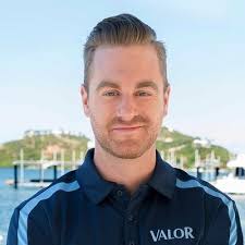 Chris Brown (@ImChrisBrown7)