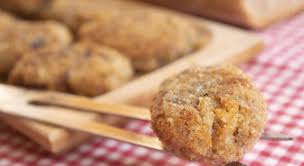 Fuori fa freddo, siete appena tornati a casa da una lunga giornata e avete solo voglia di rilassarvi e godervi una gustosa cena nei tanti menu di una gustosa cena invernale non può sicuramente mancare una vellutata. Cena Leggera Ricette Gustose Idee Leggere E Consigli