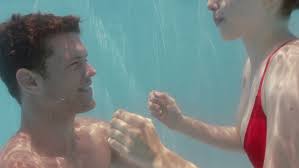 Entdecke rezepte, einrichtungsideen, stilinterpretationen und andere ideen zum ausprobieren. Romantic Couple Kissing Underwater In Stock Footage Video 100 Royalty Free 1034012273 Shutterstock