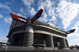 Milan vs. Bari: Debut de Estrellas y Ausencia Inesperada en la Coppa Italia - Imagen principal del artículo