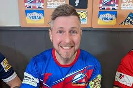 I'm a champion foodie and I demolished a 3lb 2oz steak, in under 5 minutes 