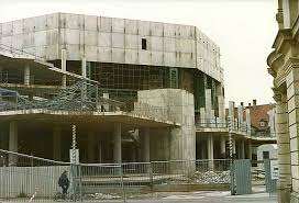 © bildnachweisdas urheberrecht liegt bei haus der kultur. Alt Erfurt Haus Der Kultur Baustopp 1994