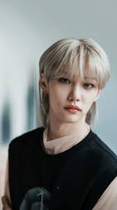 felix mullet long hair