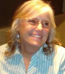 Gina Hampton's Instagram, Twitter & Facebook