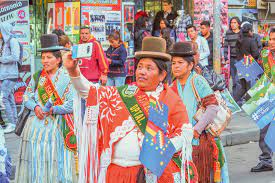 Bolivian Cholitas And The Very Weird Story Of Their Bowler Hats Travel And Keep Fit By Alex Jaskolowska