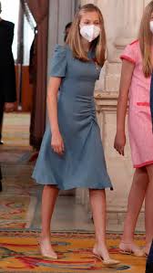 La princesa leonor es mirada con lupa en cada aparición pública, sin embargo, hay un detalle muy evidente que ha pasado desapercibido para todos: La Princesa Leonor Mas Adulta Hereda El Estilo De La Reina Letizia