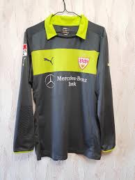Get the best deals on vfb stuttgart soccer merchandise. Vfb Stuttgart Goalkeeper Football Shirt 2012 2013 Sponsored By Mercedes Benz Bank