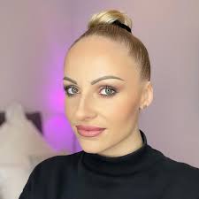 April 2021 schluss mit tanzen. Marta Arndt Photos Facebook