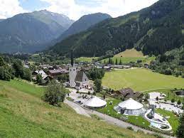 Im sommer wie im winter ist das kröndlhorn ein langes, aber sehr lohnendes tourenziel. The Village Wald Konigsleiten Ferienwohnungen Vorderegger In Wald Im Pinzgau