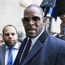 R. Kelly Girlfriend Joycelyn Savage Now Claims To Be Another One Of His  Victims : NPR