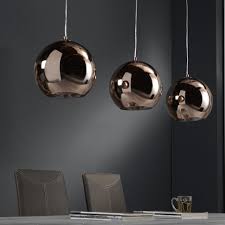 hanglamp globe lampe salle a manger lustre salle a manger decoration cuisine moderne