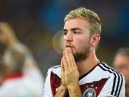 Im profil von christoph schul sind 7 jobs angegeben. Disoriented Christoph Kramer Had To Ask Ref Is It The World Cup Final The Independent The Independent
