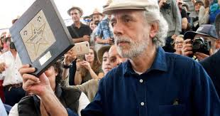 Fernando Trueba se refugia en Colombia tras el fiasco de 'La reina de  España'