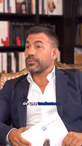 La traducción literaria no es solo un acto lingüístico, sino un ejercicio  profundo de interpretación cultural. Requiere comprender el contexto  histórico, social e individual de una obra para ...