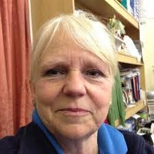 Heather Drayton's Instagram, Twitter & Facebook