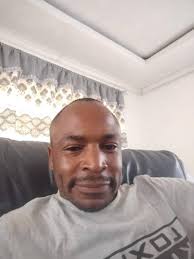 What could be the problem if my car rpm rises and accelerator doesn't work?