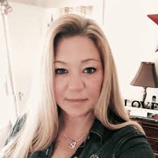 Donna Rogala (@donnahush)