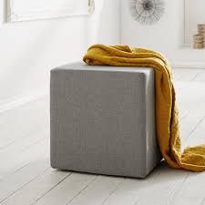 Hocker sind nicht nur praktisch, sondern können auch vorzüglich als dekoratives wohnaccessoire dienen. Hocker Online Kaufen Bis 75 Rabatt Mobel 24