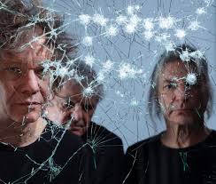 The Young Gods: une voix pour défier la machine