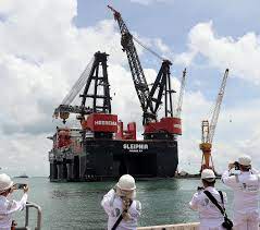 Leslie yee view the latest business headlines & market news @ news feed > latest business news Company Briefs Sembcorp Marine Trendlines Group Invitae Companies Markets News Top Stories The Straits Times