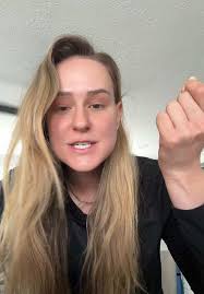 Breaking Down U-Hauling in Lesbian Relationships