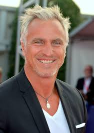 Born 26 january 1943) is a french businessman, politician and occasional actor, singer, and tv host. David Ginola Wikipedia