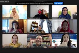 Perlindungan anak dapat dibedakan menjadi dua bagian : Mengurai Mekanisme Perlindungan Perempuan Dan Anak Di Indonesia Hukumonline Com