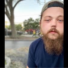 What fan base is really annoying🕺🏼💃🏻