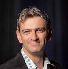 How CIOs and CDOs can manage data and microservices applications