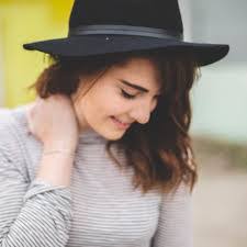 Zoe Wilson's Instagram, Twitter & Facebook