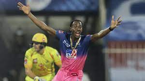 His eyes are black in color. T31raka4ssjubm