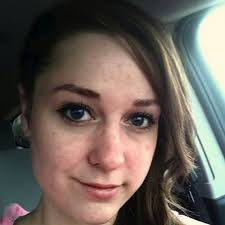 Lacy Clary (@LacyRaex23)