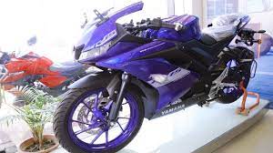 Only time will tell how much has the performance of the bike has been affected in the real. 2020 Yamaha R15 V3 Bs6 Racing Blue Price Specs All Information Go To The Website Rgbbikes Com Youtube