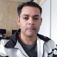 Ademir Pascale: Sobre o Autor