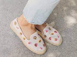 Shop soludos at lyst to discover a wide selection of the latest clothing, shoes and accessories. Soludos Espadrilles Review So Comfy I Ve Bought The Same Pair 5 Times