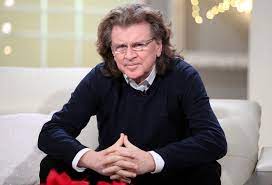 Zbigniew wodecki was born on may 6, 1950 in kraków, malopolskie, poland. Zbigniew Wodecki S Wife Does Not Realize His Death
