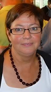 Elizabeth Callanan's Instagram, Twitter & Facebook