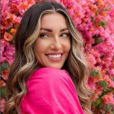 Coupons and Discount code influencer Lindsey Harrod September 2025