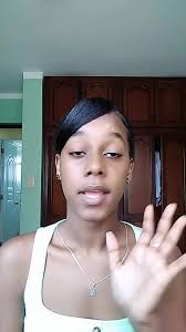 valla pa mi Instagram la_benitez8 🙄